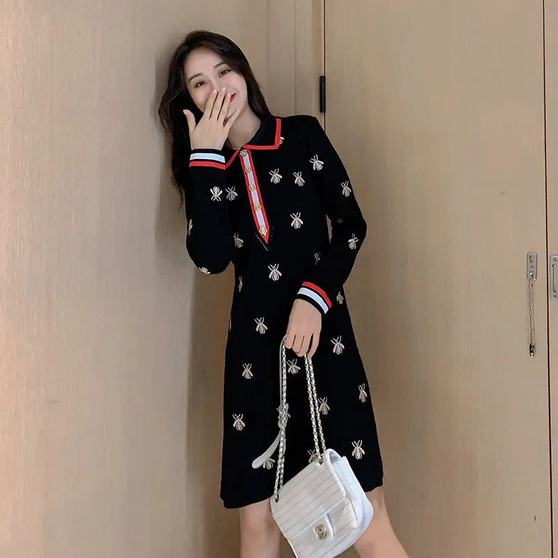 2022 embroidered bee dress for spring and autumn high waist polo collar knitwear A-line skirt for ladies