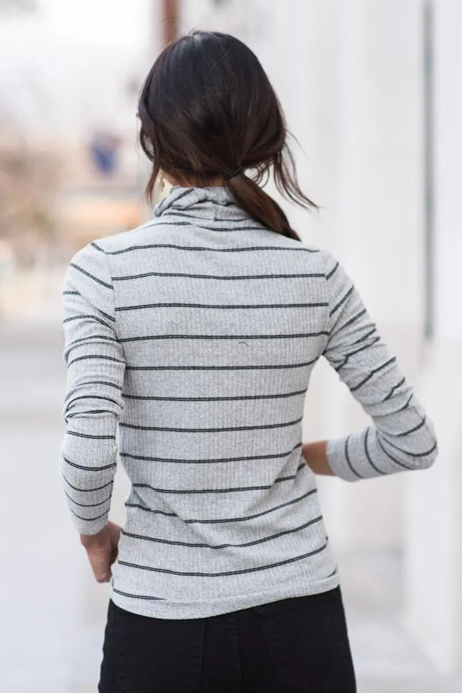 Clover Striped Turtle Neck Top in Grey