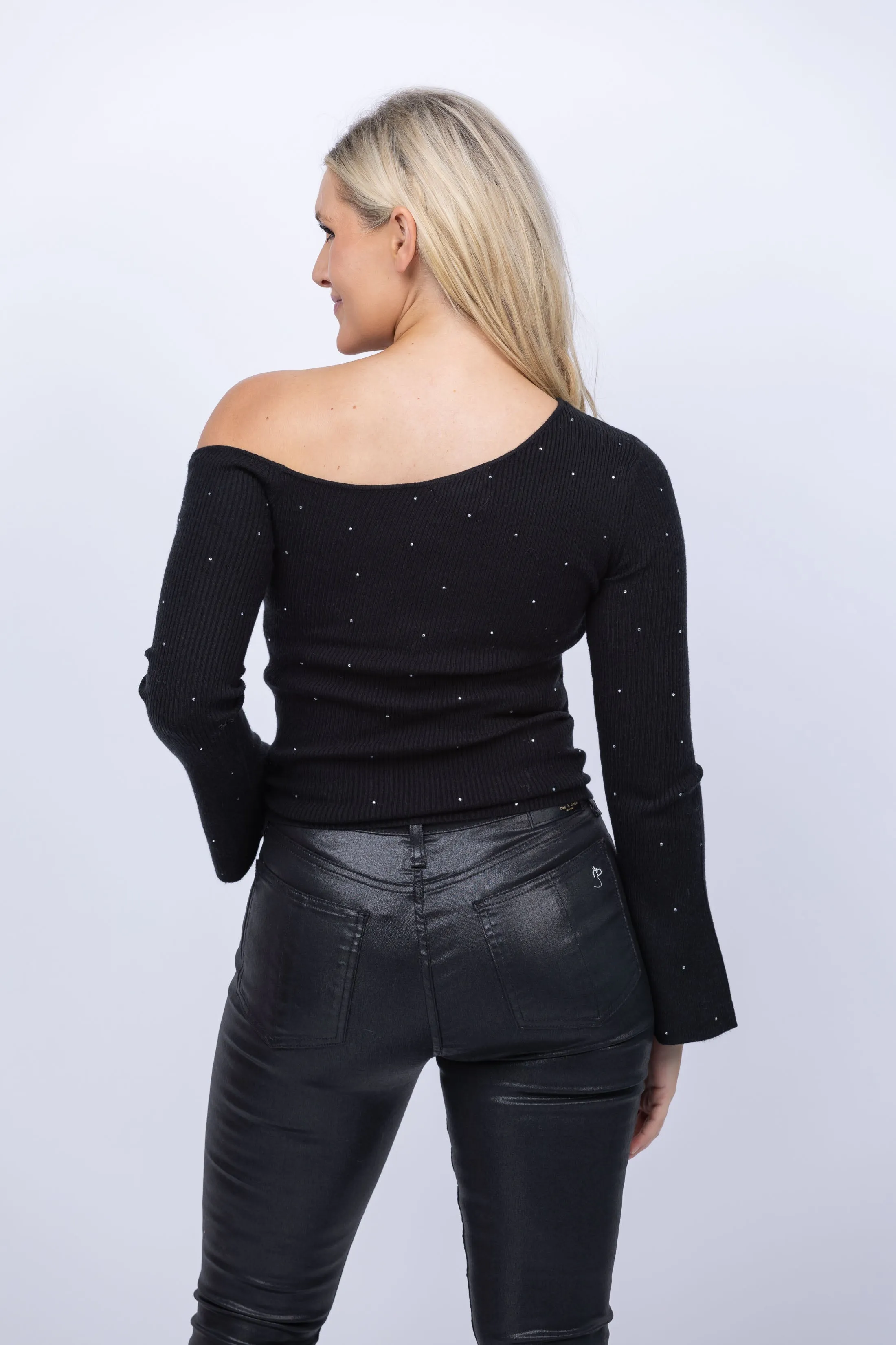 Design History Off Shoulder Sweater in Black