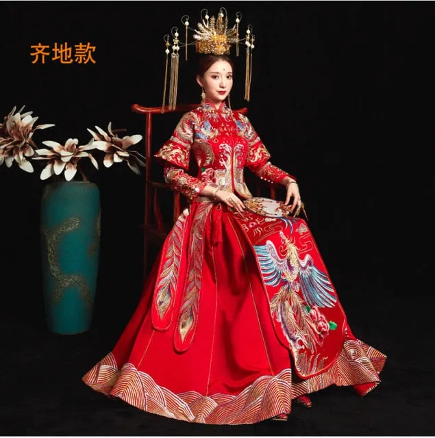 Qun Kua & Groom Outfits - 8806