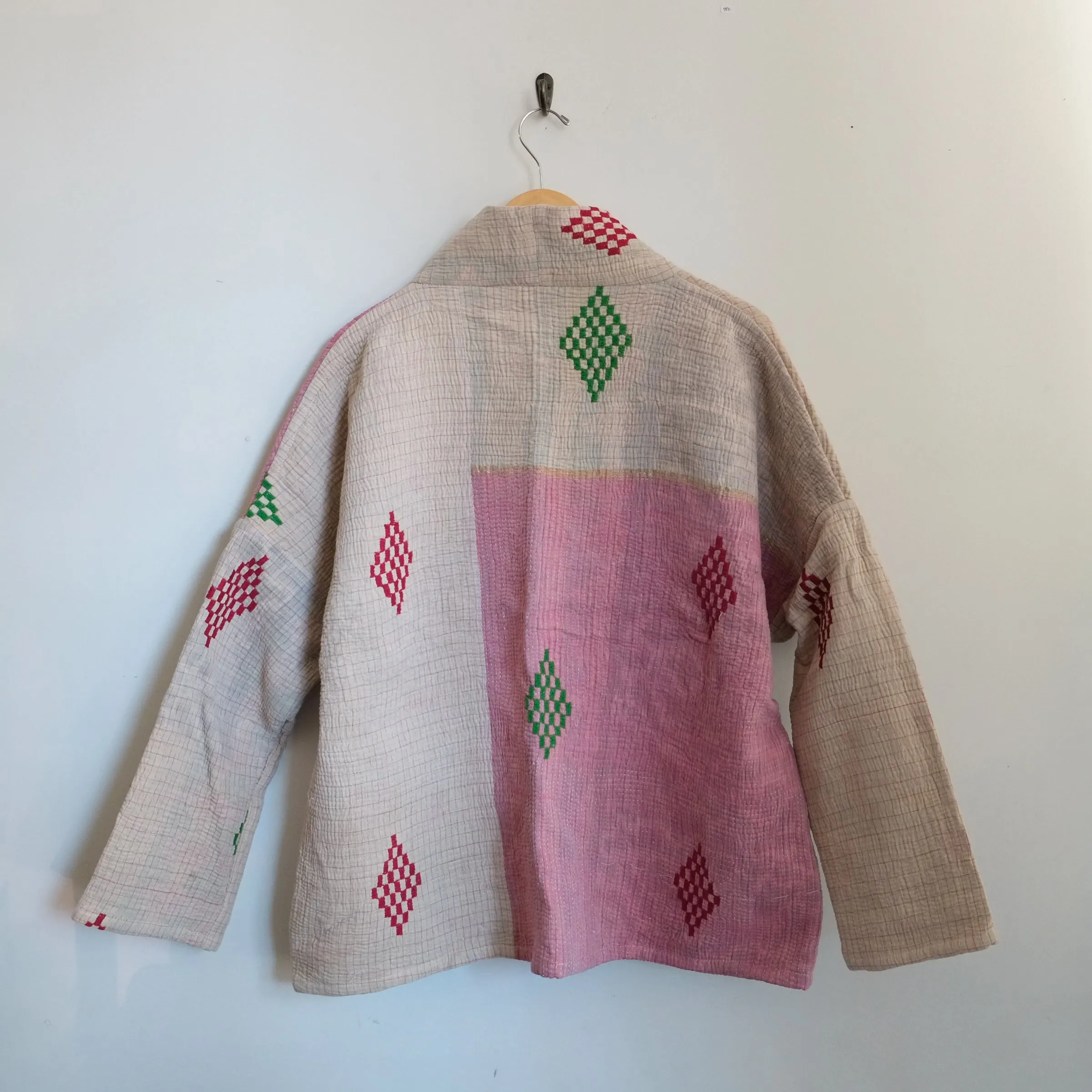 S Off White and Pink Anoushka Jacket LM152
