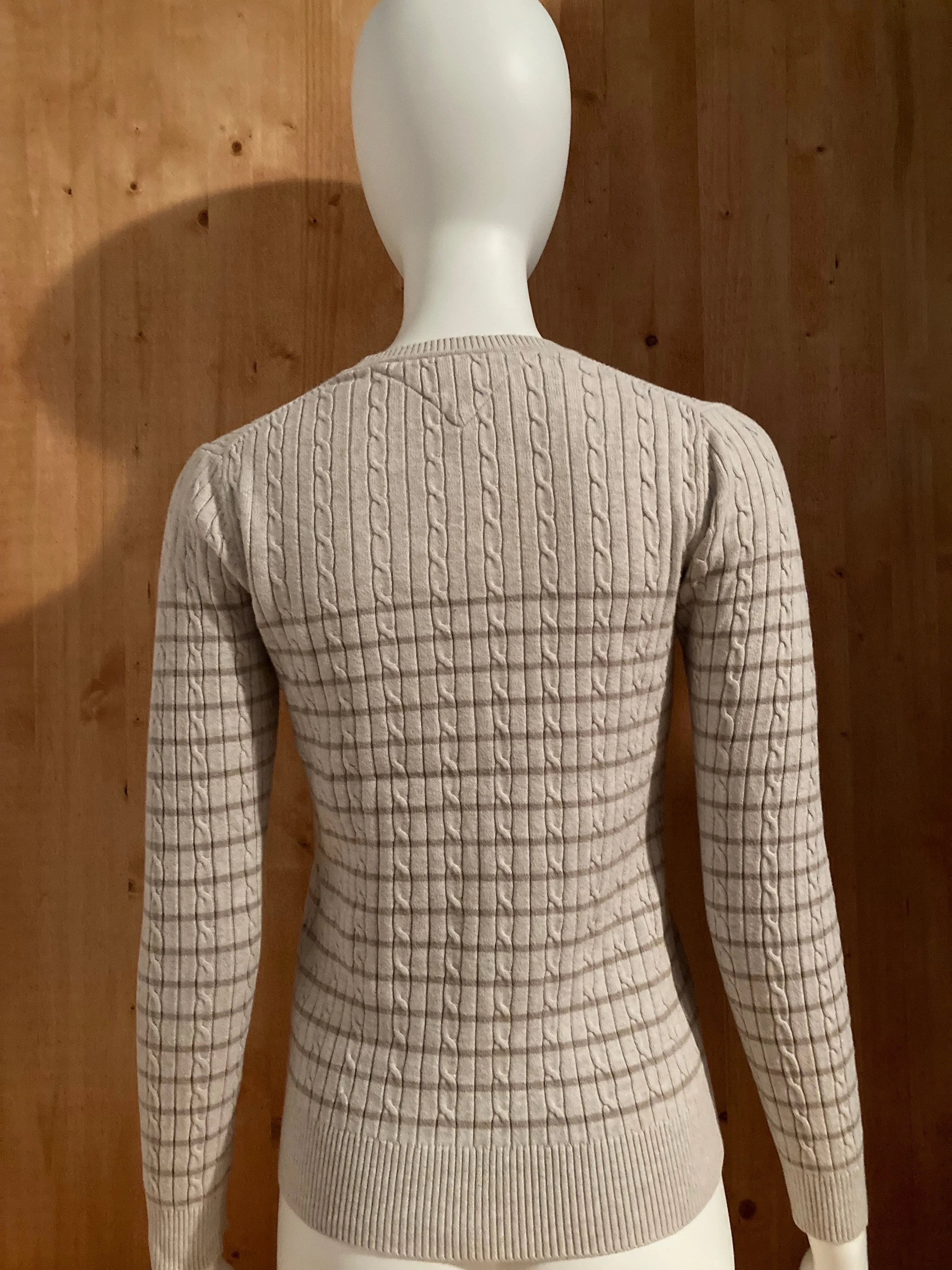 TOMMY HILFIGER Embroidered Logo Adult Women S SM Small Light Beige Long Sleeve V Neck Sweater 2013