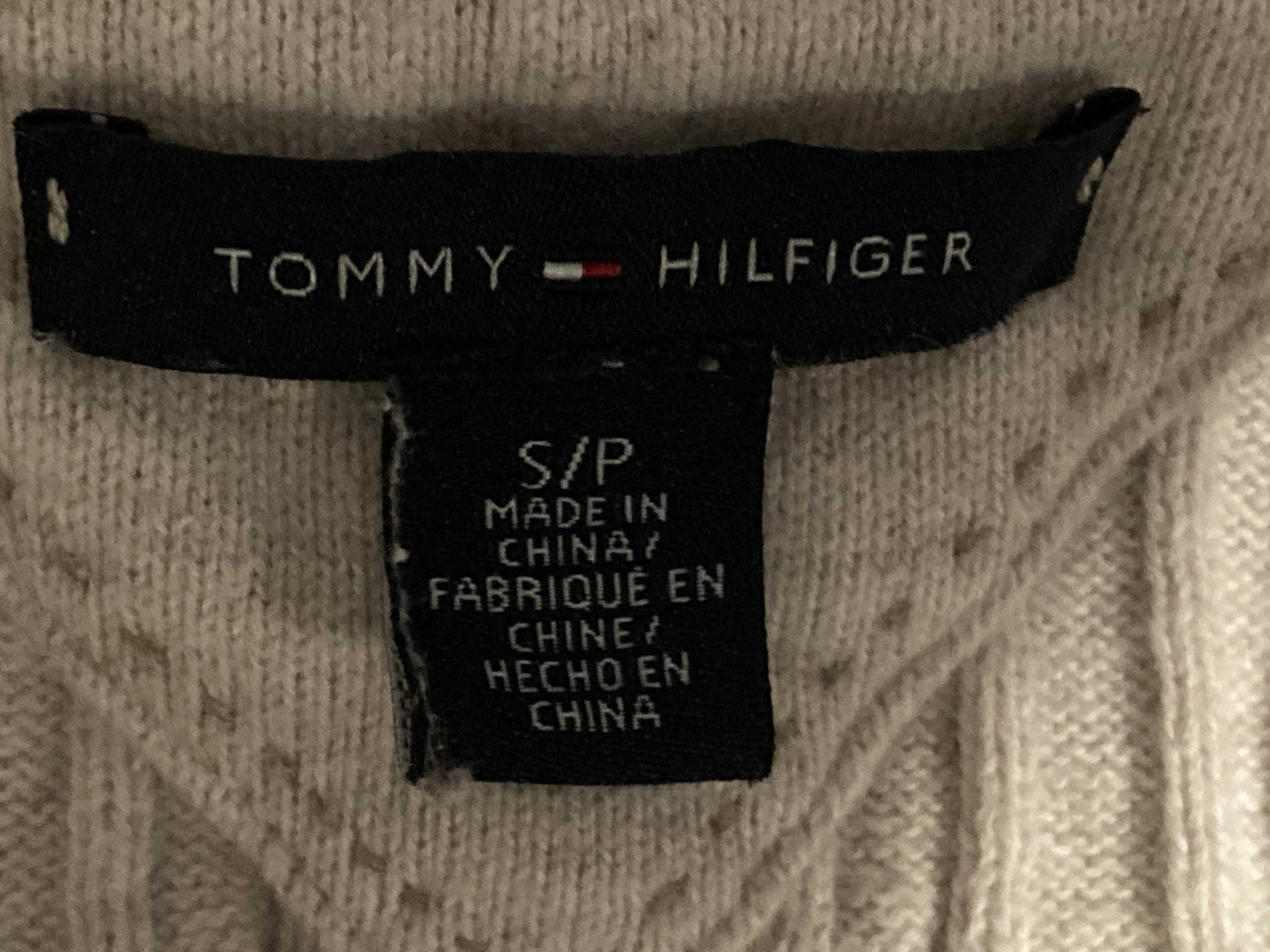 TOMMY HILFIGER Embroidered Logo Adult Women S SM Small Light Beige Long Sleeve V Neck Sweater 2013